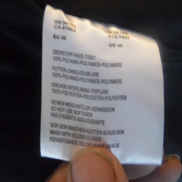 Fire + Ice Red Winter Jacket Coat Size 40 Large to XLarge Has Hood - Picture 9 of 12